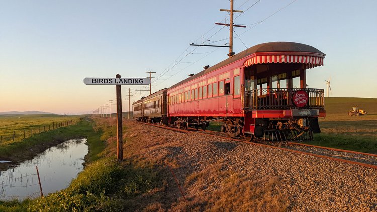 Image of Spring Trains at Western Railway Museum