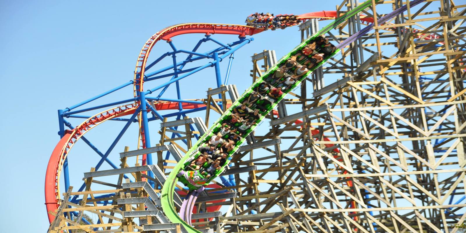 Six Flags Discovery Kingdom Amusement Park In Fairfield CA