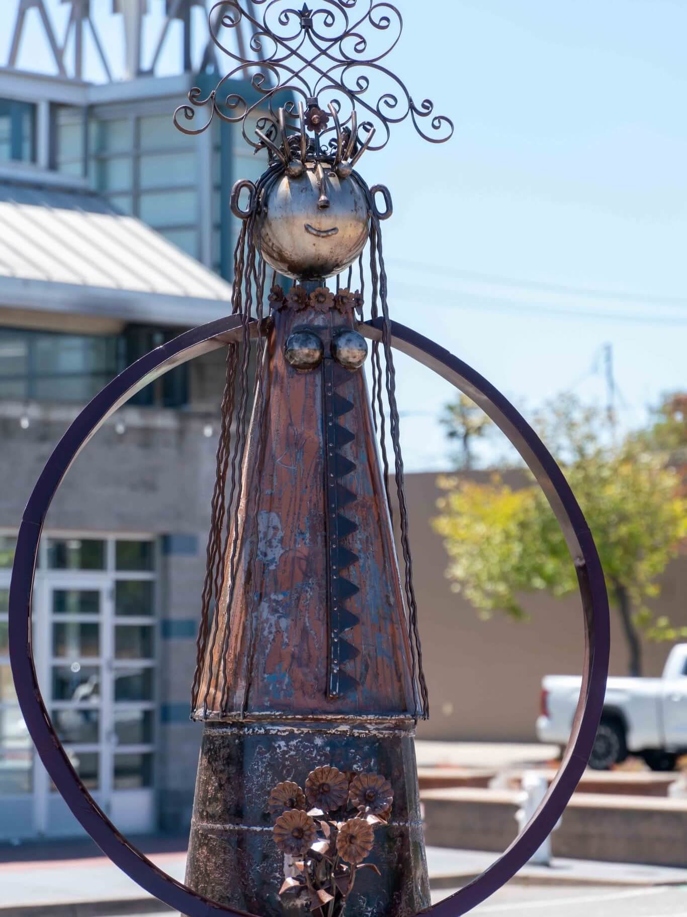Visit the Glashoff Sculpture Ranch in Fairfield